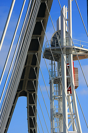 SALFORD QUAYS LIFT BRIDGE MSP0002072
