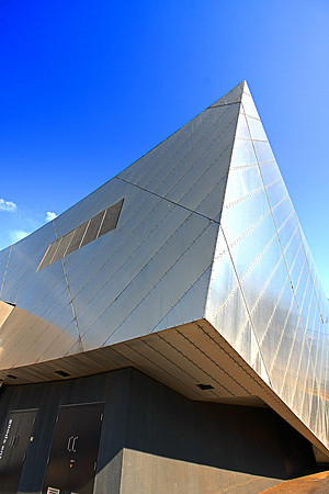 IMPERIAL WAR MUSEUM NORTH HDR MSP0000859