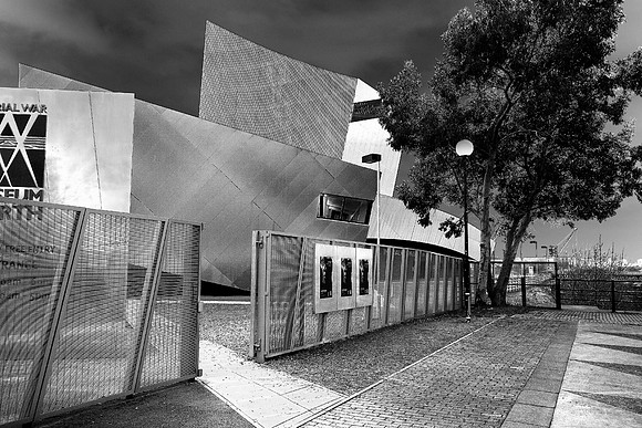 IMPERIAL WAR MUSEUM GRADIENT MAPPED MSP0000609