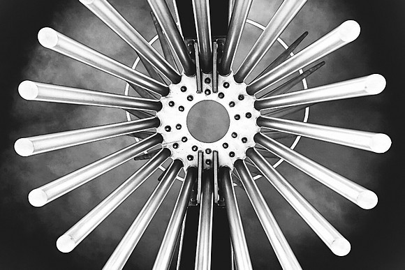 EXCHANGE QUAY SCULPTURE ABSTRACT MONO MSP0000605