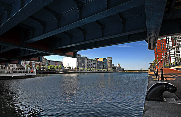 BENEATH DETROIT BRIDGE MSP0000876