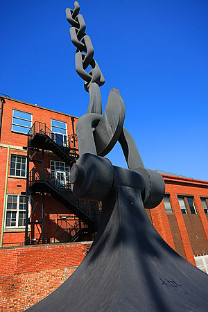 SKYCHAIN SCULPTURE MSP0001699