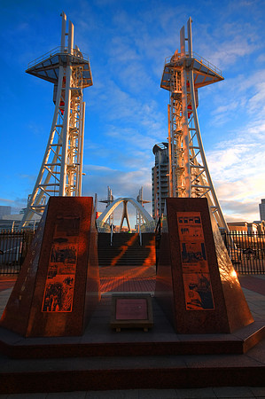 SALFORD QUAYS LIFT BRIDGE MSP0002018