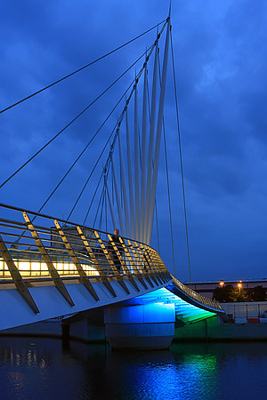 STRANGER ON THE BRIDGE MSP0002887