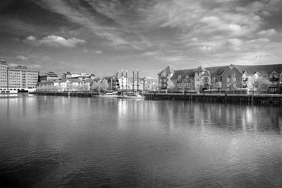 SALFORD QUAYS MONO HDR MSP0002589