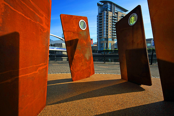 SALFORD QUAYS CARDS IN MSP0002974