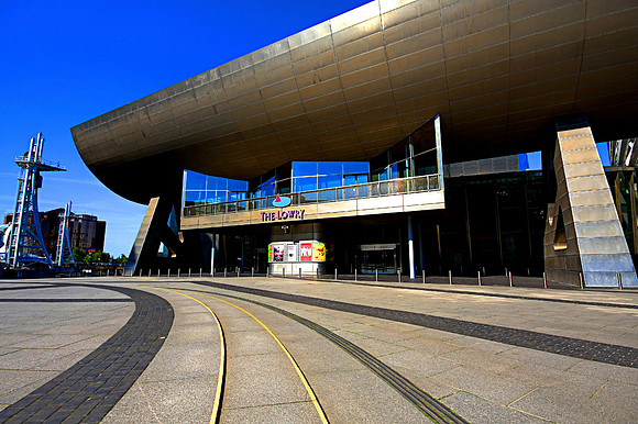 THE LOWRY CENTRE HDR SALFORD QUAYS MSP0000821