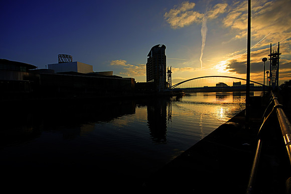 DAWN ON THE QUAYS HDR MSP0002008
