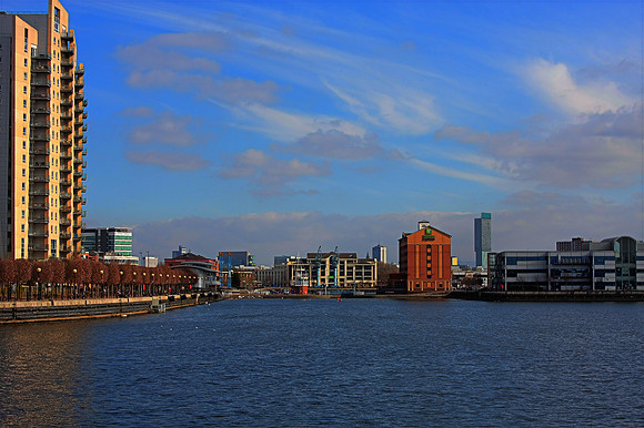 SALFORD QUAYS HDR MSP0002009