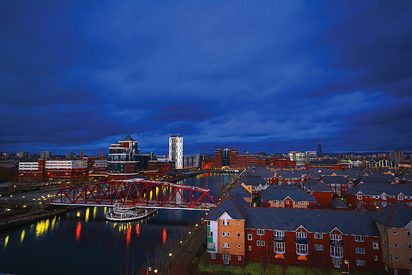 SALFORD QUAYS NIGHT CITY SCAPE HDR MSP0000601