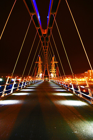 SALFORD QUAYS LIFT BRIDGE MSP0000590