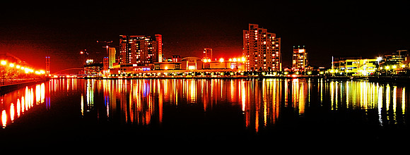 SALFORD QUAYS DANCING LIGHTS MSP0000593