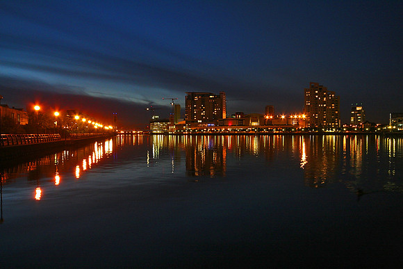 SALFORD QUAYS NIGHTS MSP0000576