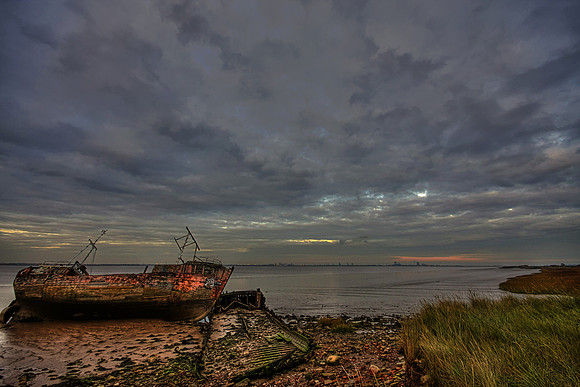 GOXHILL SHIPWRECK SUNSET HDR MSP0001962