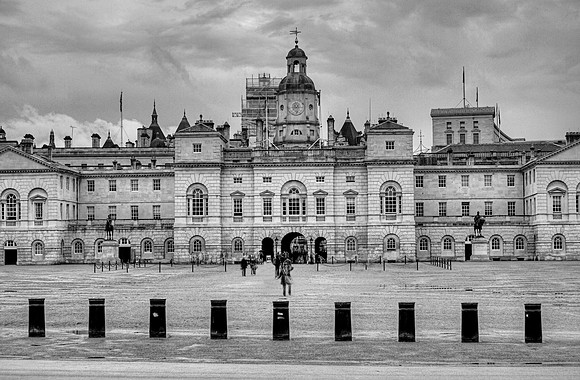 HORSE GUARDS PARADE HDR MONO MSP0003630