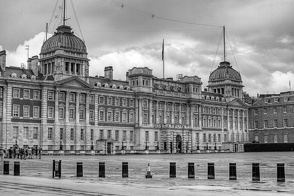 HORSE GUARDS PARADE HDR MONO MSP0003624