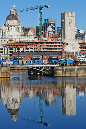 REFLECTIONS OF LIVERPOOL MSP0000258