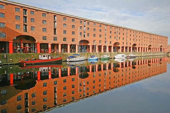 ALBERT DOCKS REFLECTIONS MSP0000227
