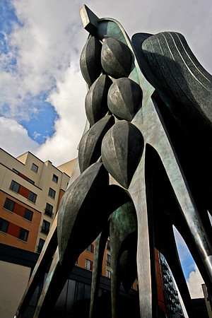 LEEDS SCULPTURE 3 HDR MSP0000792