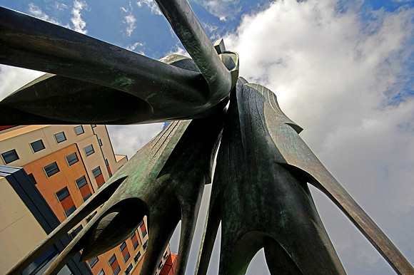 LEEDS SCULPTURE 4 HDR MSP0000793