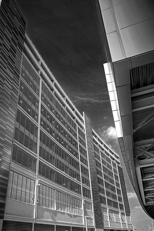 MEDIA CITY UK SALFORD QUAYS MONO HDR MSP0002579