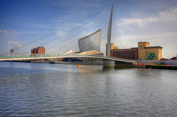 MEDIA BRIDGE SALFORD QUAYS HDR MSP0002581