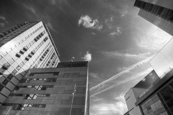 MEDIA CITY SKY HIGH MONO HDR MSP0002574