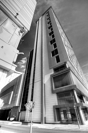 MEDIA CITY UK SALFORD QUAYS MONO HDR MSP0002577