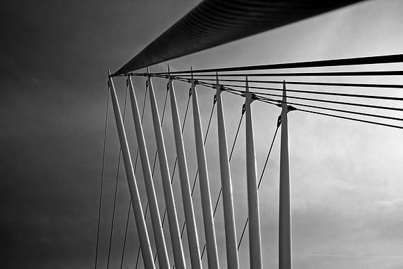 MEDIA BRIDGE SALFORD QUAYS MONO HDR MSP0002966