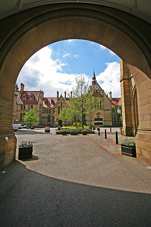 UNIVERSITY OF MANCHESTER MSP0001040