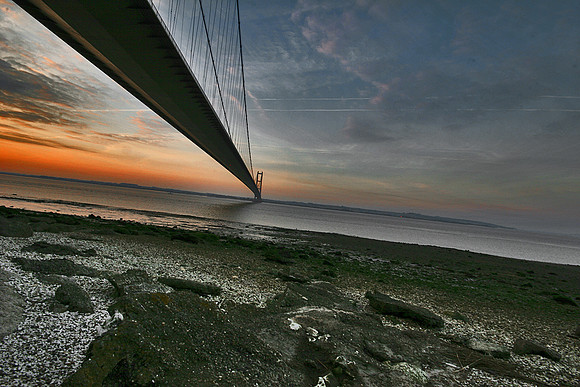 HUMBER BRIDGE AT DAYBREAK MSP0000308