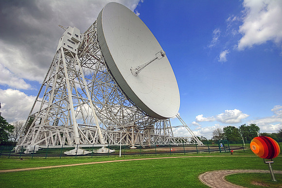 LOVELL RADIO TELESCOPE HDR MSP0003230
