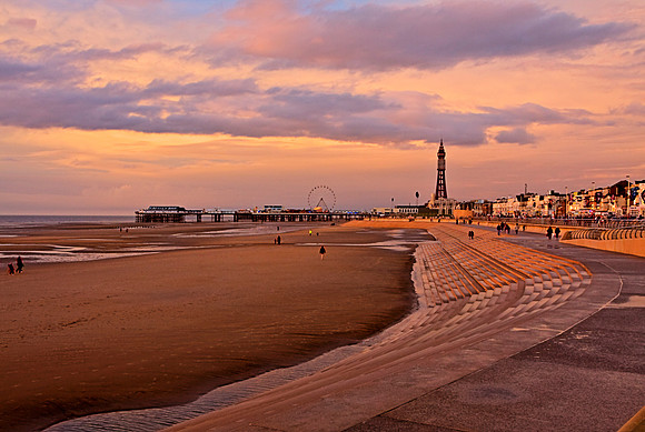 BLACKPOOL NORTH PIER HDR MSP0003824